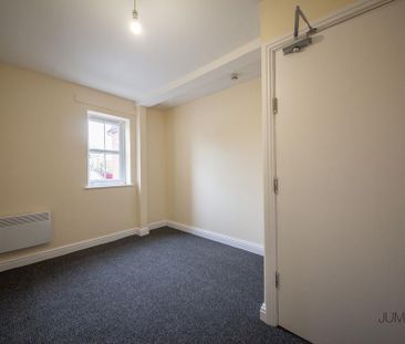 3 bedroom flat to rent - Photo 1
