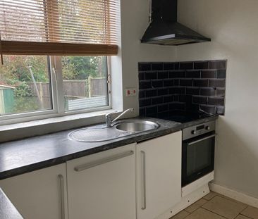 3 Bed Semi-Detached House, Kiln Road, S61 - Photo 5