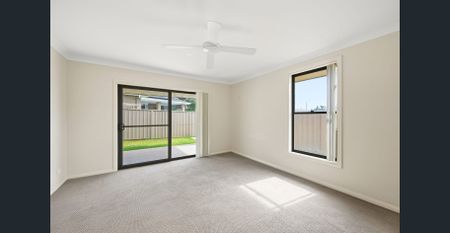 SERENE COASTAL LIVING! - Photo 2