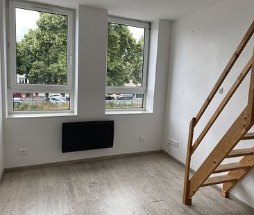 appartement type F1 BIS proche CITADELLE FAC DE DROIT CENTRE VILLE - Photo 6