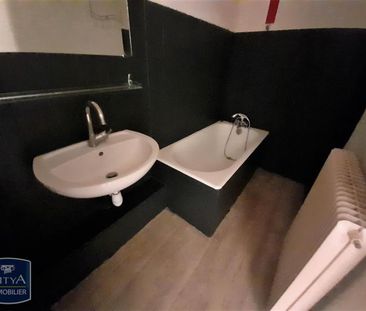 Location Appartement 2 pièces 44m² VILLEFRANCHE SUR SAONE 69400 - Photo 2