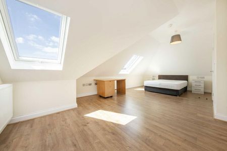 5 bedroom house to rent - Photo 2