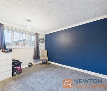 3 bedroom semi-detached house to rent - Photo 5