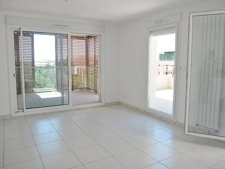 Location appartement récent 3 pièces 59.65 m² à Sète (34200) - Photo 3