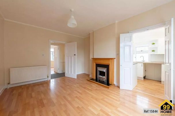 3 bedroom flat to rent - Photo 1