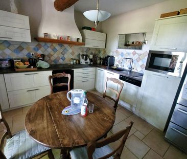 Location Maison 6 pièces 169m² CUERS 83390 - Photo 6