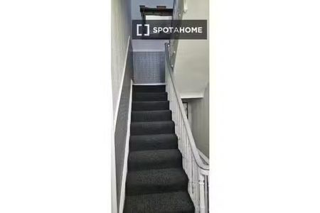 Bed for rent in a residence in Dublin - Photo 4