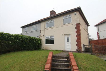 3 bedroom semi-detached house to rent - Photo 4
