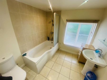 Property to rent - Photo 4