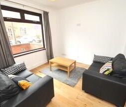 28 Sefton Park, Belfast, BT4 1PN - Photo 1