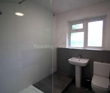 Brighton Road, Reading, RG6 - Photo 3