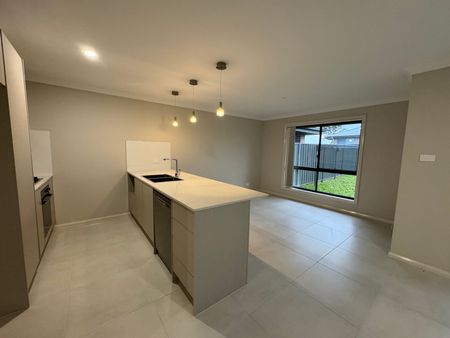 2/7 Quintero Close, 2321, Heddon Greta Nsw - Photo 4