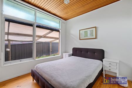 Bright and Spacious 3 Bedroom Home - Photo 2