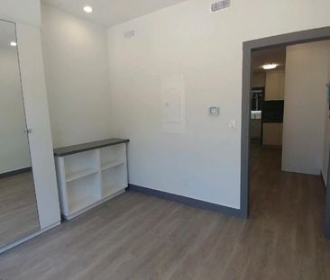 For Lease - 1213 Dundas Street Unit# Upper N, Toronto, Ontario - Photo 3