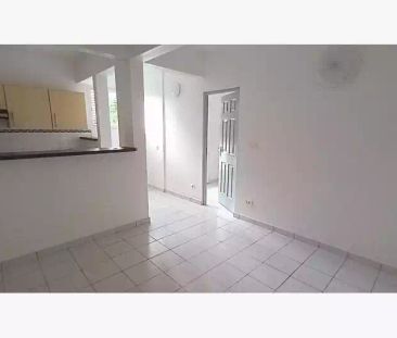 Appartement Fort De France 2 pièces 33.49 m2 route de Didier - Photo 5