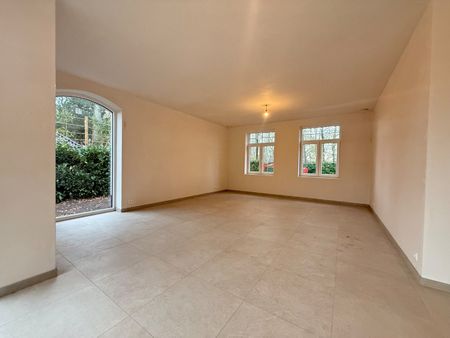 Exclusieve villa aan de rand van het bos in Wingene! - Photo 2