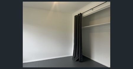 Freshly renovated home - Photo 2