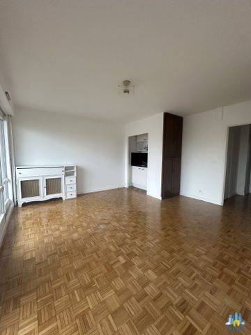 Location Appartement 1 pièce 28m² COURBEVOIE 92400 - Photo 2