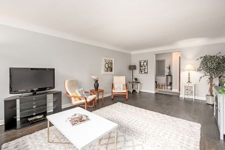 For Lease - 2128 Harris Crescent Unit# 7, Burlington, Ontario - Photo 2