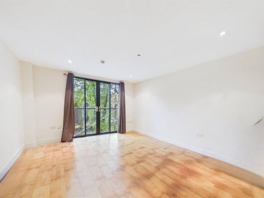 1 BED Apartment To rent - Photo 1