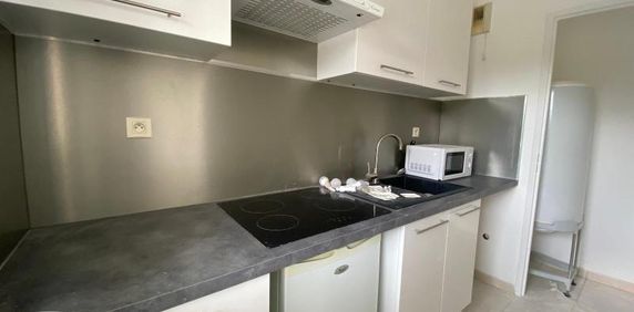 Location Appartement 2 pièces 48m² FLERS 61100 - Photo 2