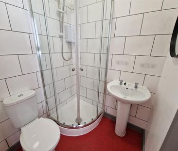 Studio to rent - Photo 6