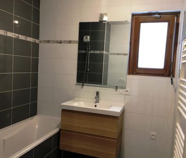 Location Appartement 3 pièces 67m² CHALLES LES EAUX 73190 - Photo 3