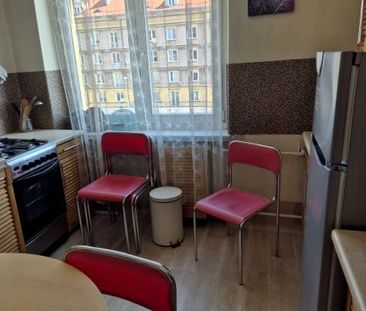 Pokój, Aleja Papieża Jana Pawła II – zdjęcie 6