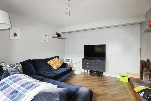 3 bedroom detached bungalow to rent - Photo 1