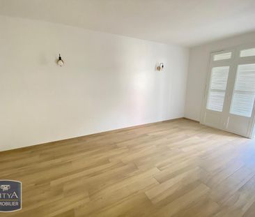 Location Appartement 1 pièce 41m² ST DENIS 97400 - Photo 1