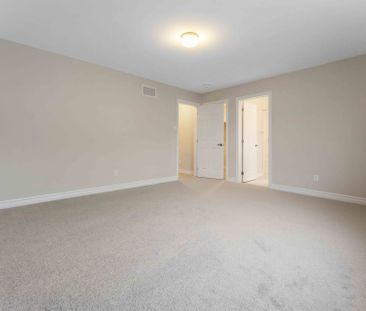 For Lease - 200 Ryan Reynolds Way, Orleans - Convent Glen and Area,... - Photo 4