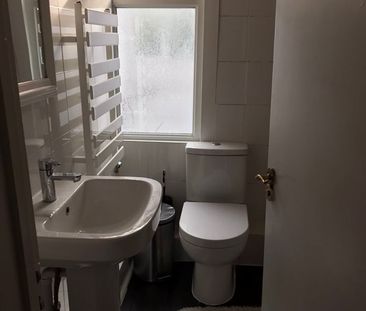 Room in a Shared House, Alric Avenue, NW10 - Photo 4