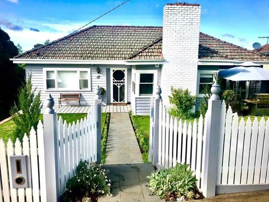 11 Millicent Street, Rosanna - Photo 1