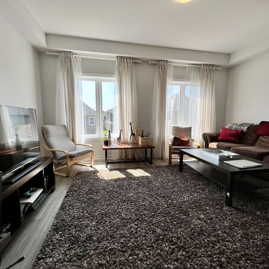 For Lease - 124 Compass Trail Unit# Unit 5, Cambridge, Ontario - Photo 1