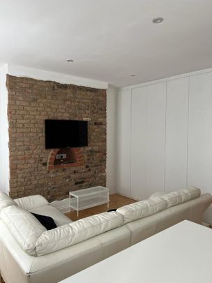 Room in a Shared Flat, Chippenham Road, W9 - Photo 1