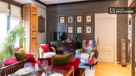 2 room luxury Apartment for rent in Madrid, Spain - Photo 3