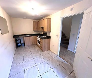 3 bedroom terraced house to rent - Photo 4