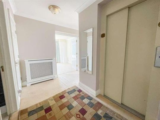 Grand Parade, Eastbourne, BN21 - Photo 1
