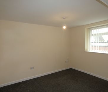 Lytham Road Flat 2 - Photo 5