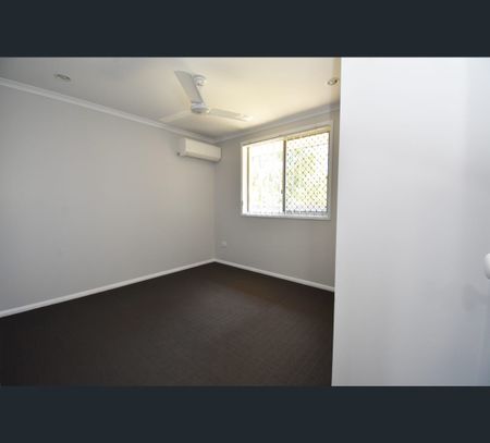 12 Rafter Crt, Rural View, Qld 4740 - Photo 3