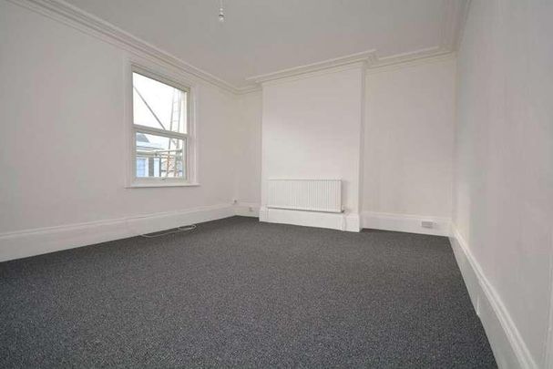 West Cliff Road, Ramsgate, CT11 - Photo 1