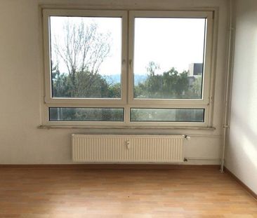 Praktische 3-Zimmer-Wohnung mit schönem Balkon! - Photo 3