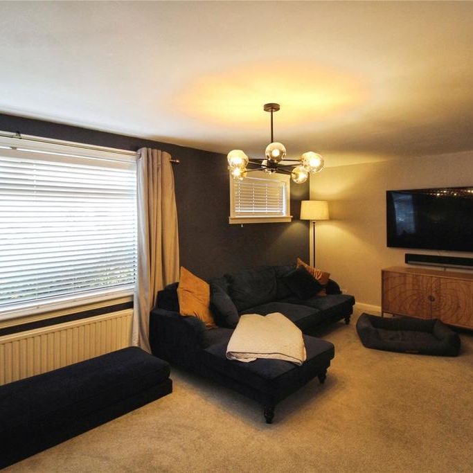 4 bedroom detached house to rent - Photo 1
