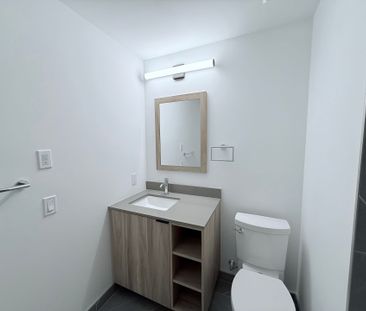 For Lease - 1037 The Queensway N/A Unit# 808, Toronto, Ontario - Photo 1