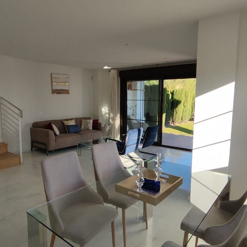 Bungalow for rent in Sierra Cortina FinestratRent Townhouse in Finestrat Sierra Cortina - Photo 1