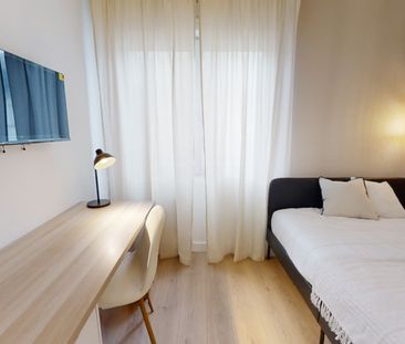 ANJOU RO Roommate 4 Bedrooms at Saint Nazaire - Photo 1