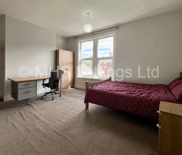 4 Bedroom Mid Terraced House for rent in Burchett Grove - Photo 4