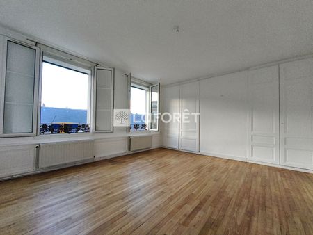 Apartment - Photo 2