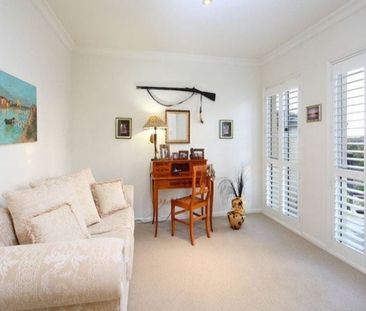 PRESTIGE FULLY FURNISHED PROPERTY - POOL - PET FRIENDLY - PRIME LOC... - Photo 3