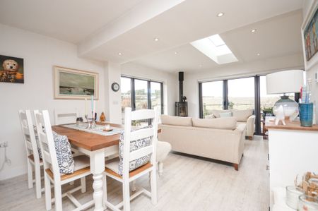 Burnham Market - Photo 3